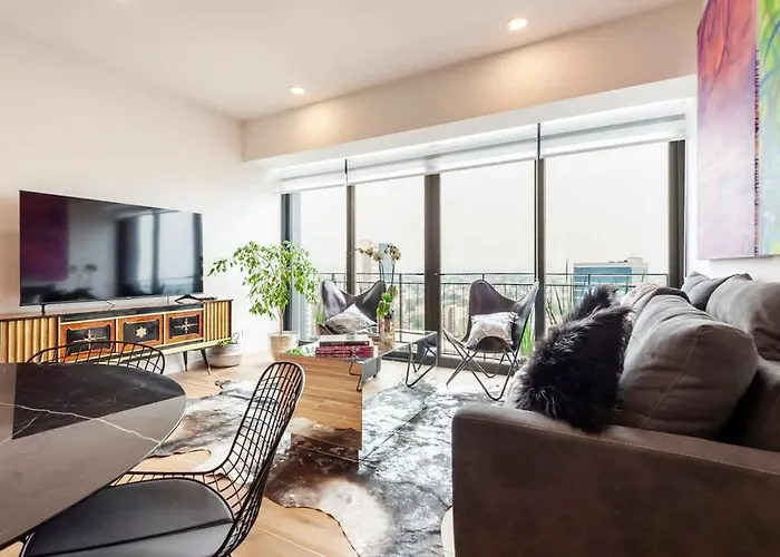 Luxury High-rise Panoramic Apartment, Polanco 3bd Holiday home *