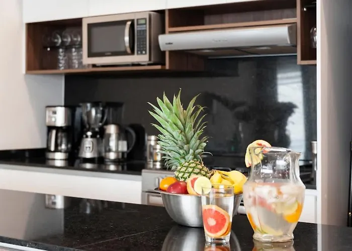 Luxury High-rise Panoramic Apartment, Polanco 3bd