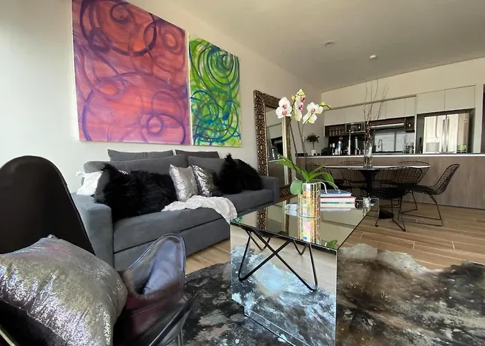 Holiday home Luxury High-rise Panoramic Apartment, Polanco 3bd *