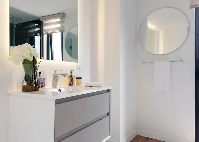 Luxury High-rise Panoramic Apartment, Polanco 3bd *